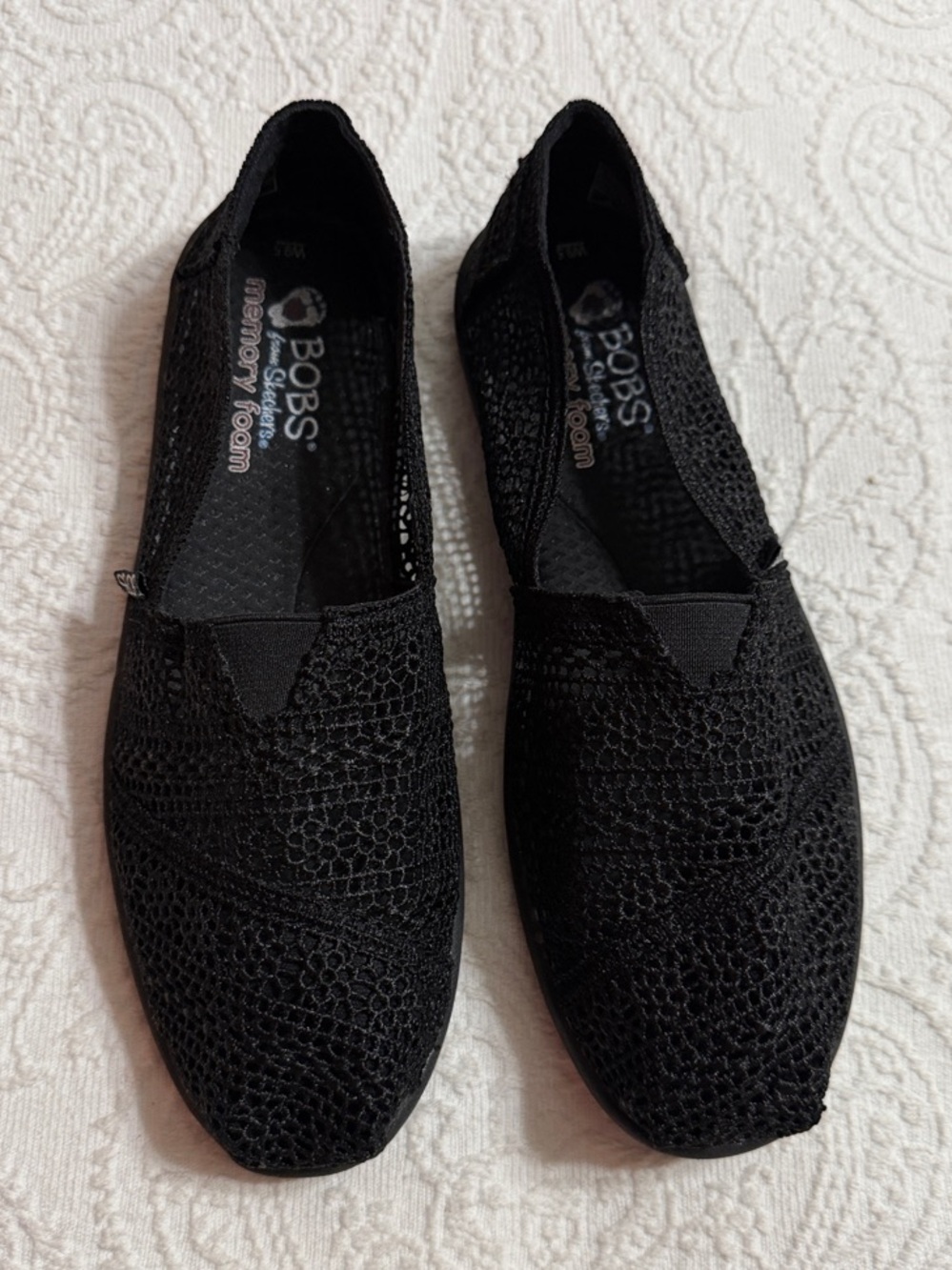 BOBS Size 9.5 Black Lace Flats